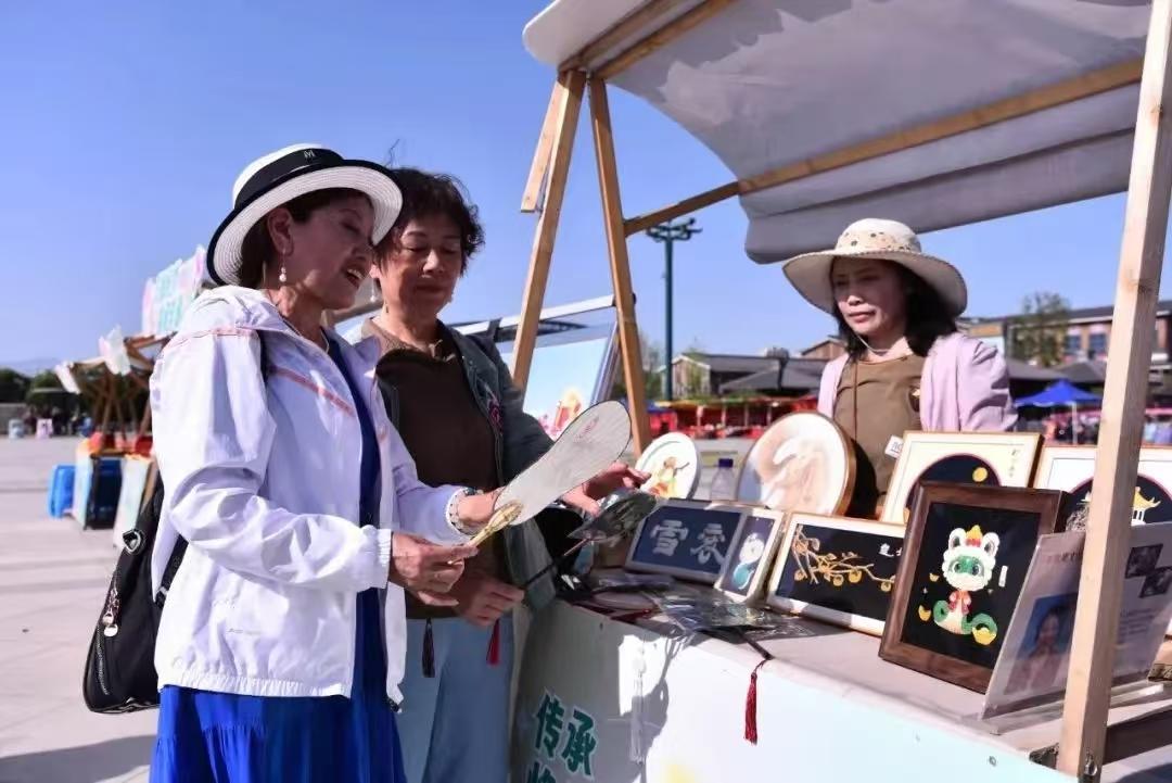“花”點時間游漢臺，這個“五一”美不勝收